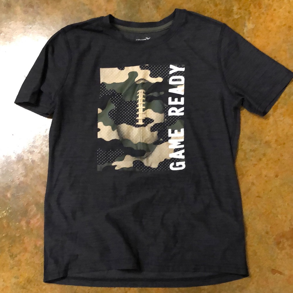 M Old Navy Football Dri Fit T-shirt.